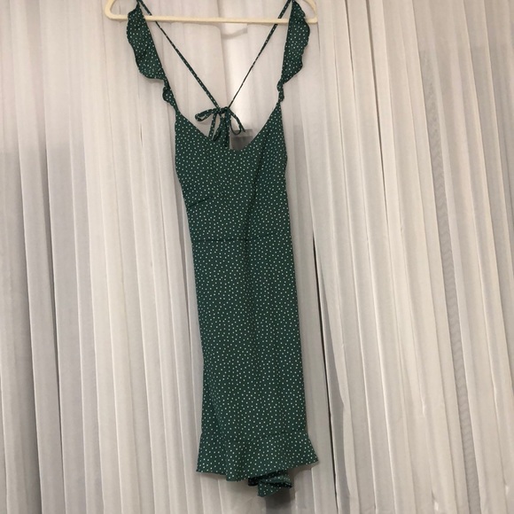 sleeveless formal dress Elegant High Slit Sleeveless Formal Evening Dress with V-Neck Pleating